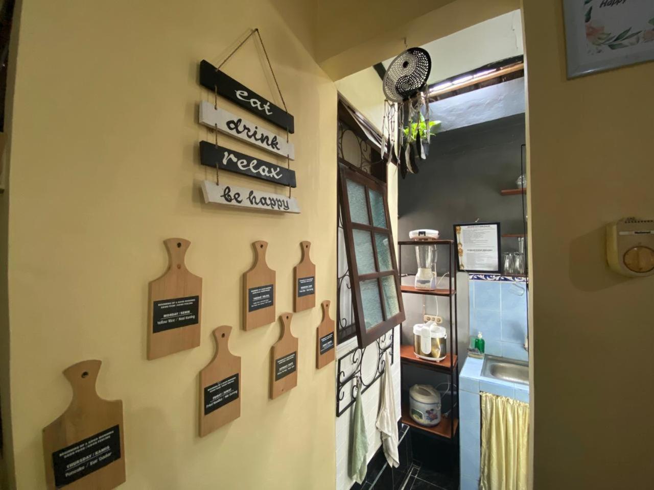 Coliving Bali Sweet Home Kost Lengkap Di Tabanan Kota Ngoại thất bức ảnh