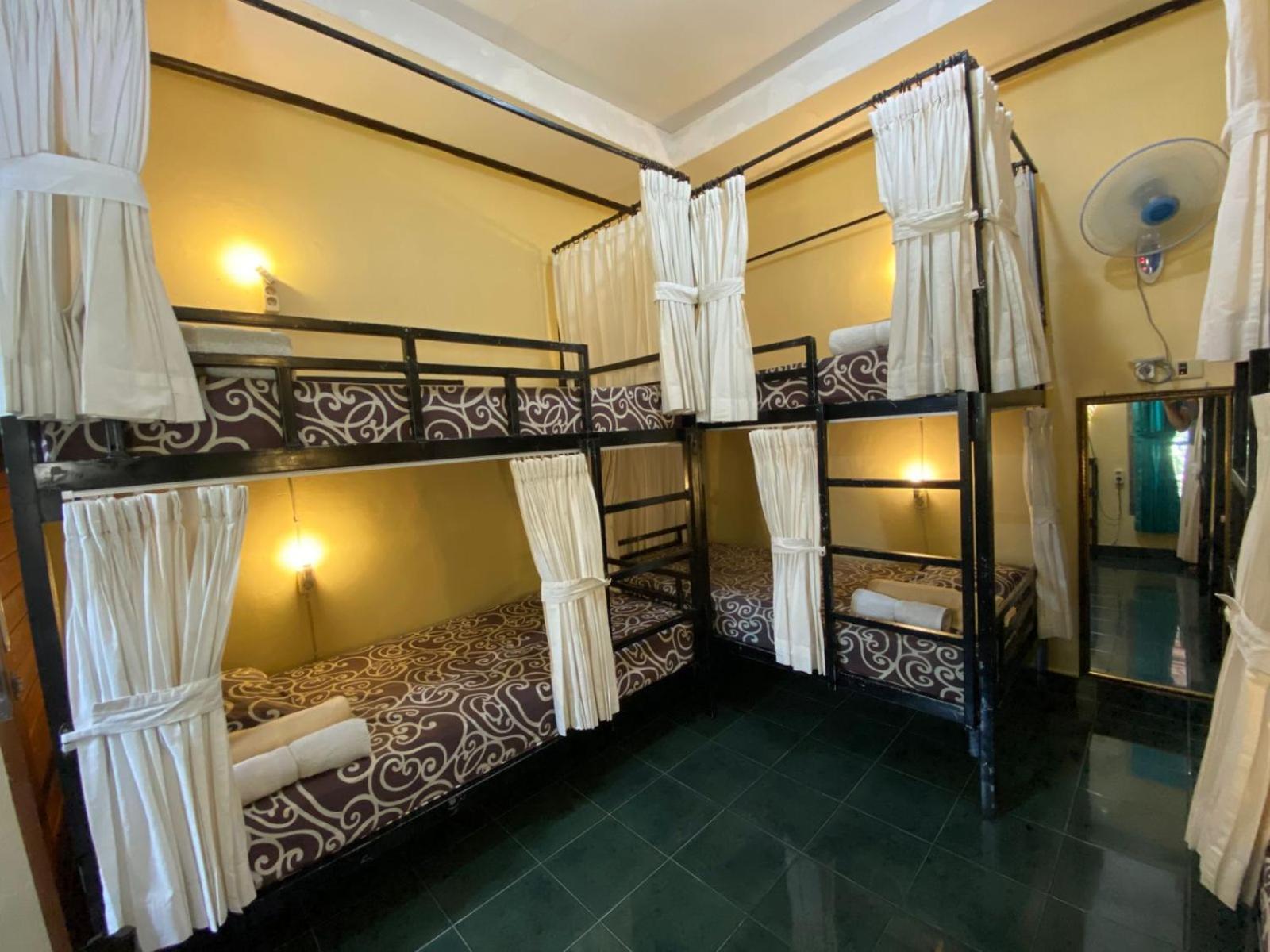 Coliving Bali Sweet Home Kost Lengkap Di Tabanan Kota Phòng bức ảnh