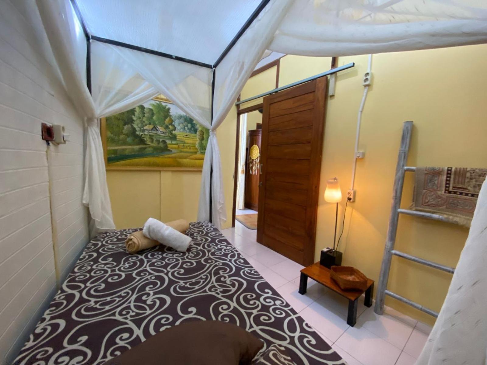 Coliving Bali Sweet Home Kost Lengkap Di Tabanan Kota Phòng bức ảnh